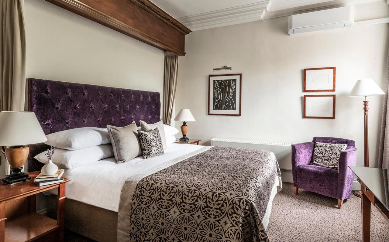 Hotel Brandshatch Place & 4*