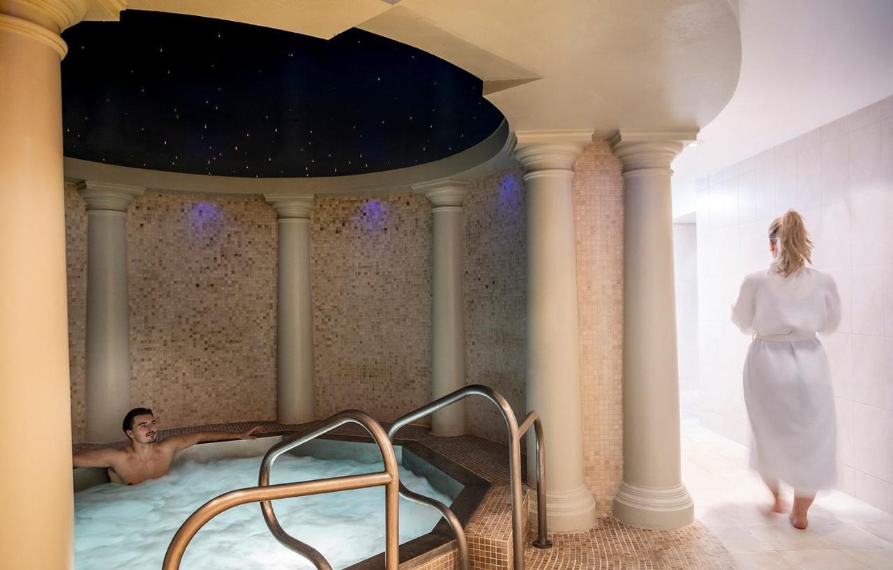 Brandshatch Place & Hotel