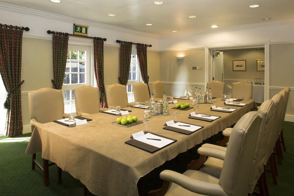 Brandshatch Place & Hotel 4*
