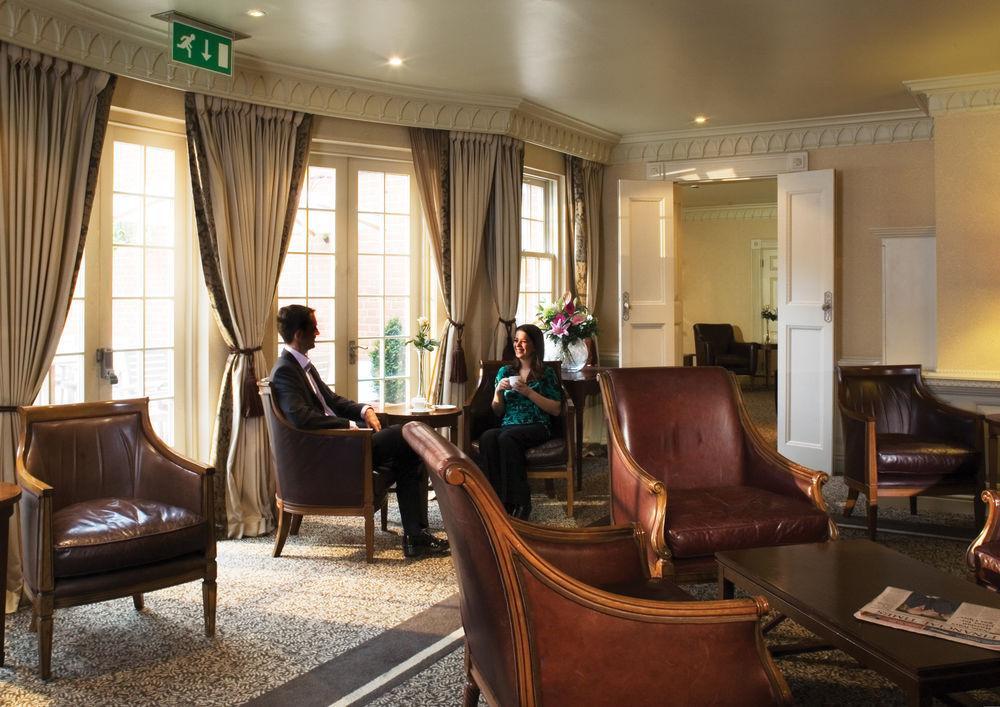 Brandshatch Place & Hotel 4*