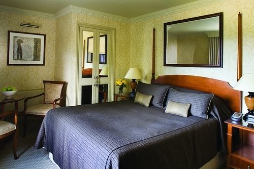 Brandshatch Place & Hotel